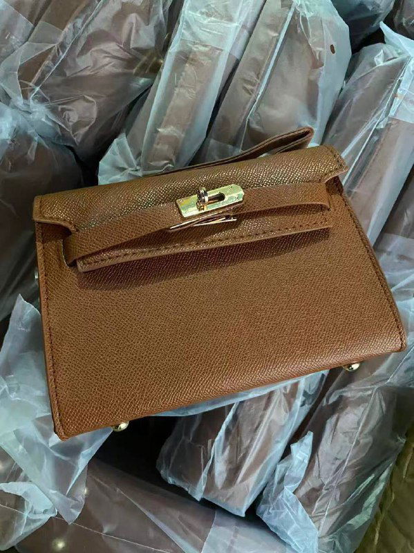 Готовый товар — кожаные сумки, 200 шт в Москве