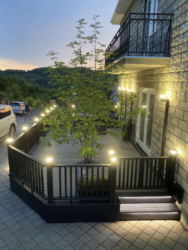 Террасы с красной и чёрной террасной доской Polivan