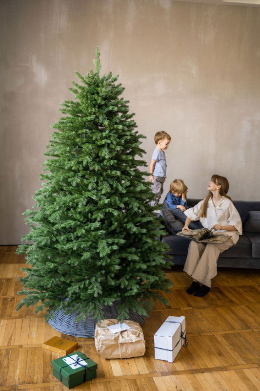 Вот как искусственная ёлка делает вас богаче