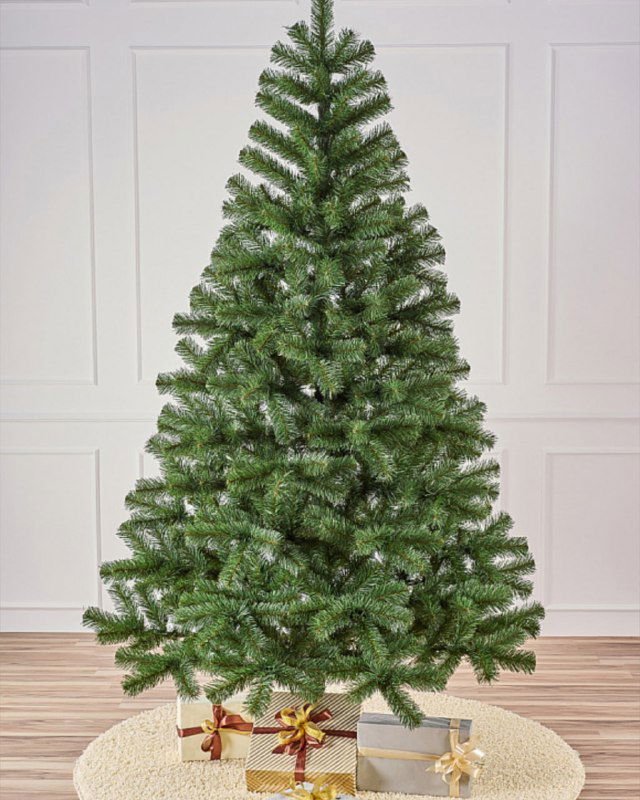 Искусственная ёлка модель Сибирь — пышная зелёная конструкция на светлом фоне, фото товара с подарками внизу, демонстрация формы и ветвистости.