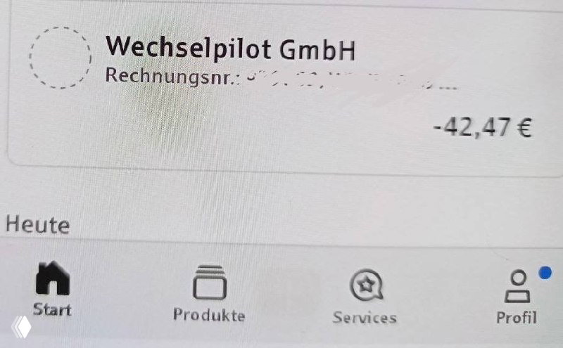 Фрагмент счёта или выписки от Wechselpilot с отрицательной суммой -42,47 €, иллюстрирующий удержание средств или платёж по услуге.