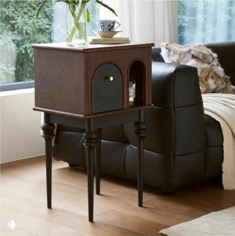 Приставной столик из массива дуба — натуральная роскошь