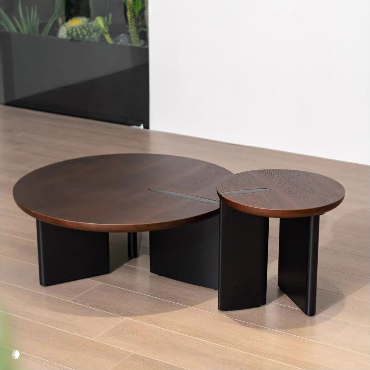 Журнальный столик из массива дуба — натуральная роскошь