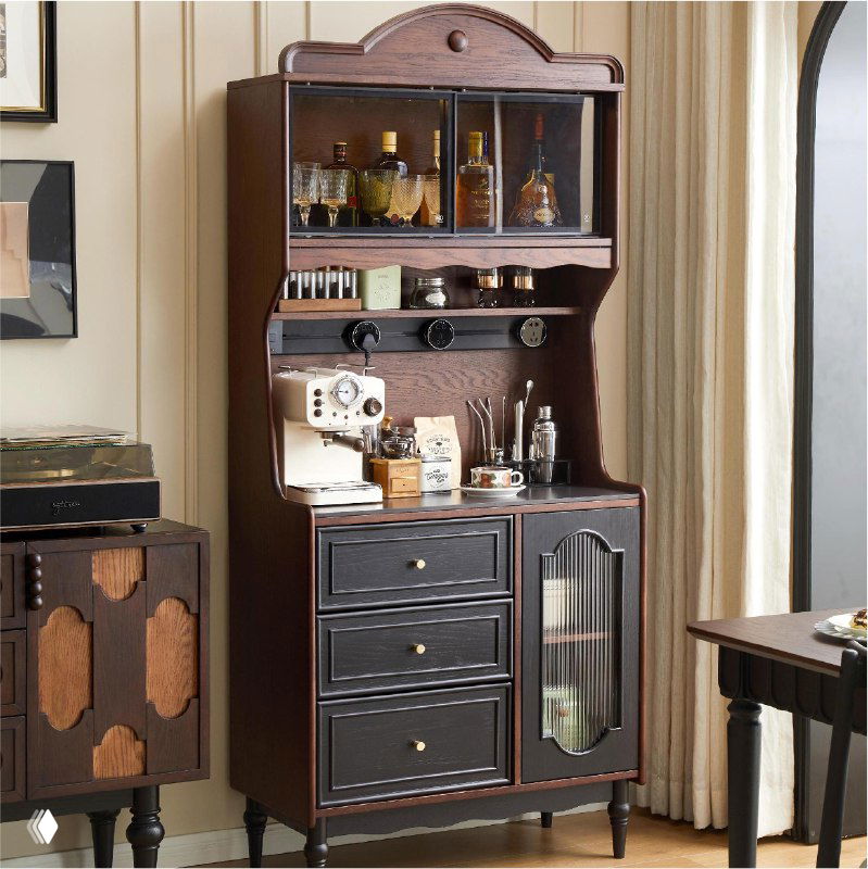 Сервант из массива дуба — натуральная роскошь