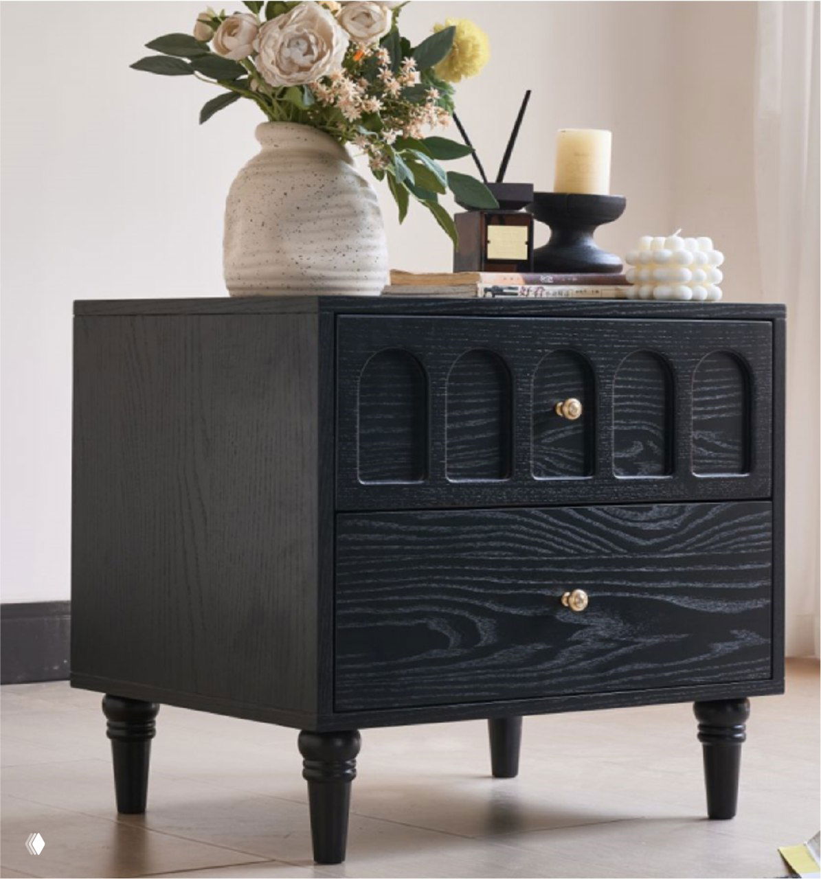 Прикроватная тумба из массива дуба — натуральная роскошь