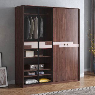 Тёмный вариант шкафа из массива дуба с прозрачными стеклянными дверцами слева и глухими распашными дверцами справа в интерьере.