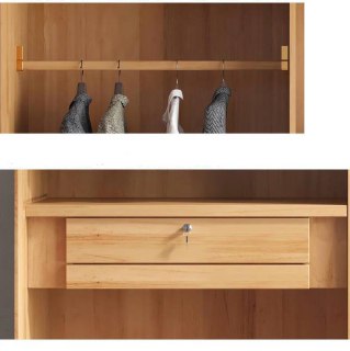 Крупный план внутренних деталей шкафа: штанга для вешалок и выдвижной ящик с замком, демонстрация фурнитуры и отделки дубом.