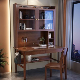 Тёмно-коричневый письменный стол из массива дуба: закрытые полки, лампа, аксессуары и стул — уютная рабочая зона в домашнем кабинете.