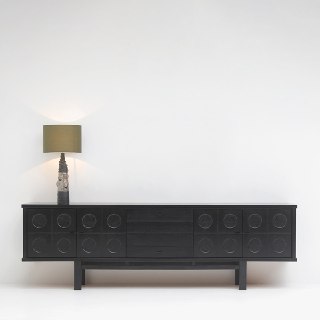 Тумба под ТВ из ясеня – стиль и надежность