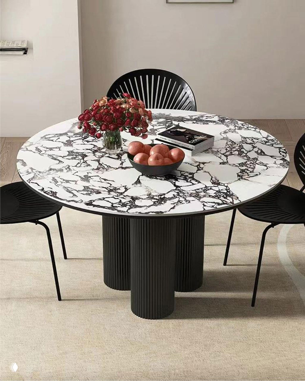 Стол из ясеня – натуральная красота и надежность!