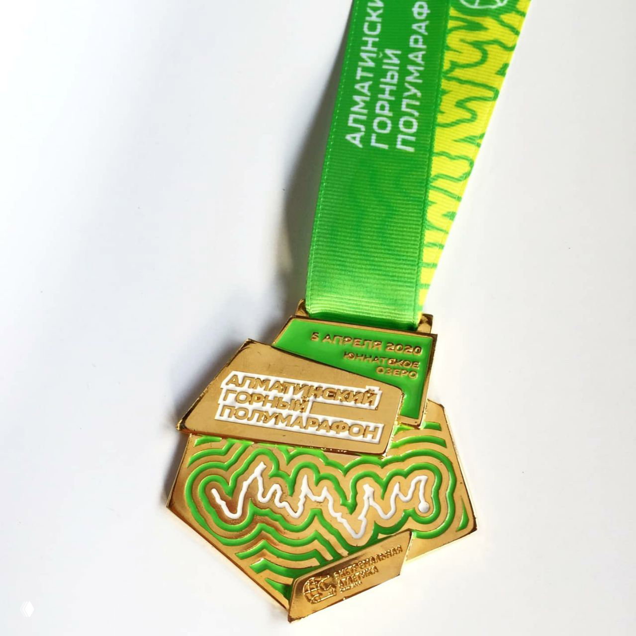 Медали финишеров Алматинского горного полумарафона готовы!