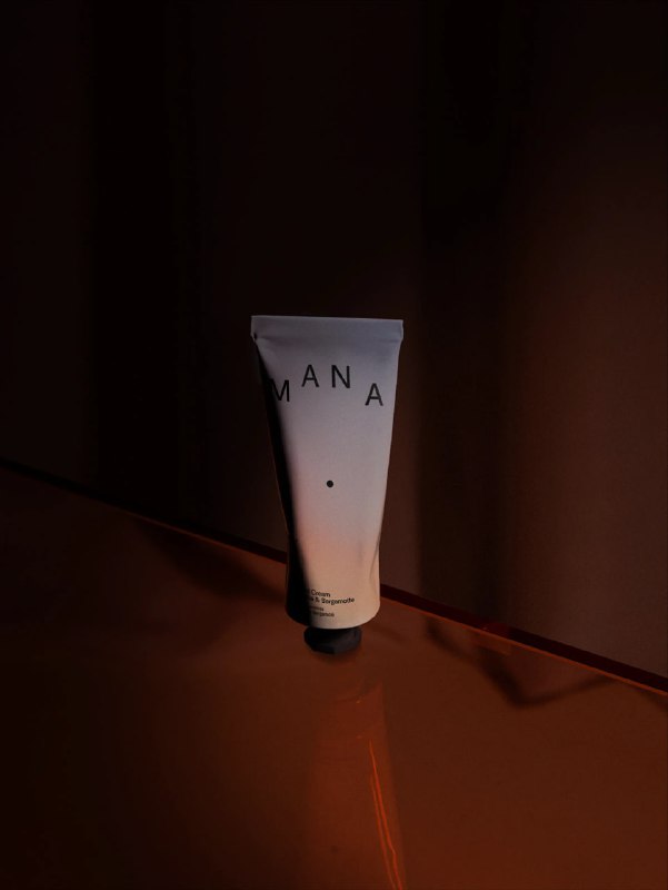 Айдентика отеля и оздоровительного центра Mana