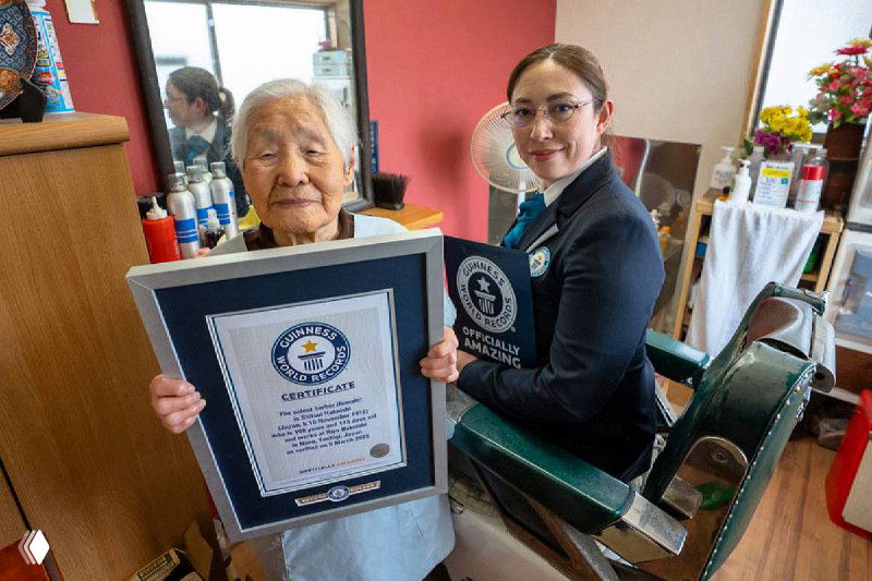 108‑летняя Сицуи Хакоиси — старейшая женщина‑парикмахер