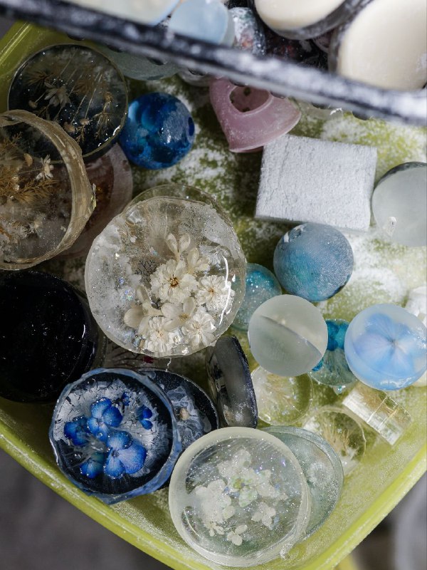 Критерии качества украшений из смолы