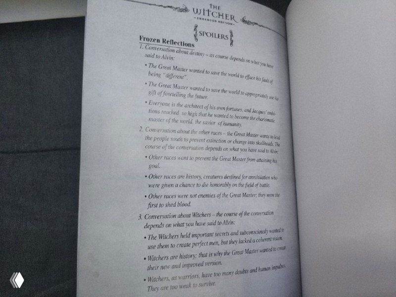 Страница мануала с разделом подсказок и списком рекомендаций для игрока, печатный текст с пунктами и отступами.