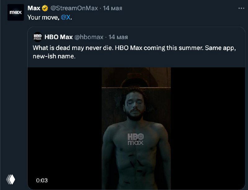 Кадр из видео/гифа с текстом о возвращении HBO Max: тёмный постер и подписи, отражающие дискуссию о новом/старом названии сервиса.