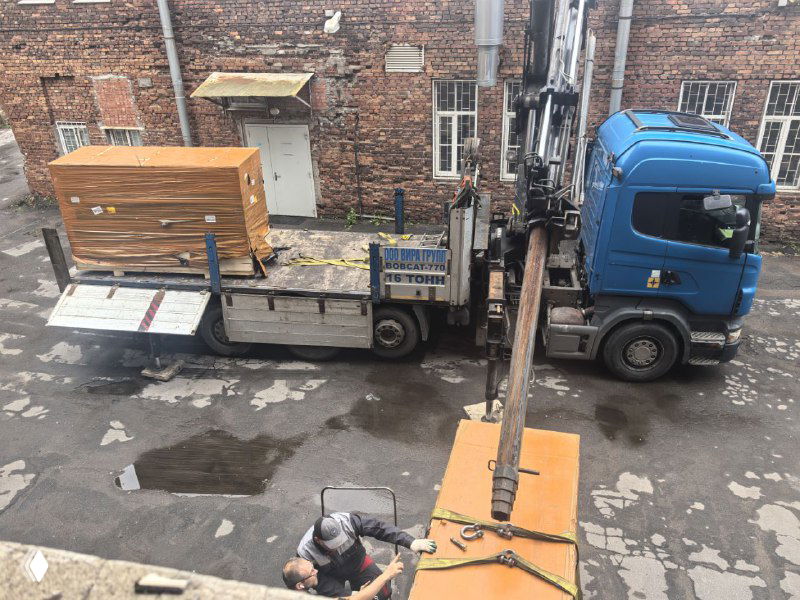 Пополнение: плосковязальные машины в цехе