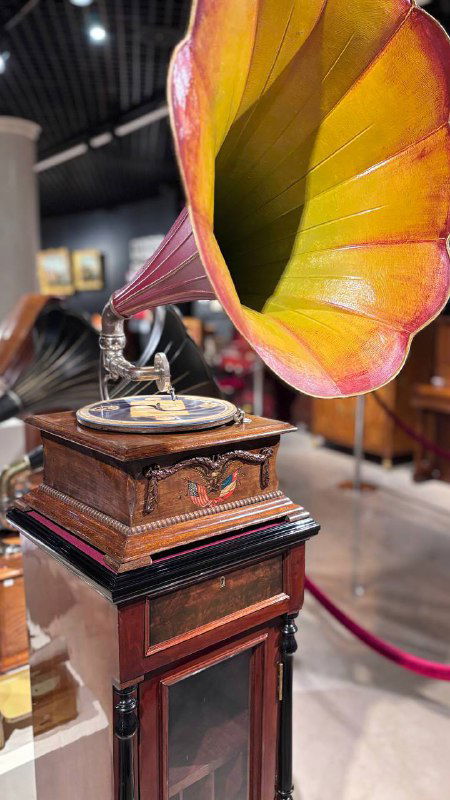 Ощущение будто я в одной большой музыкальной шкатулке