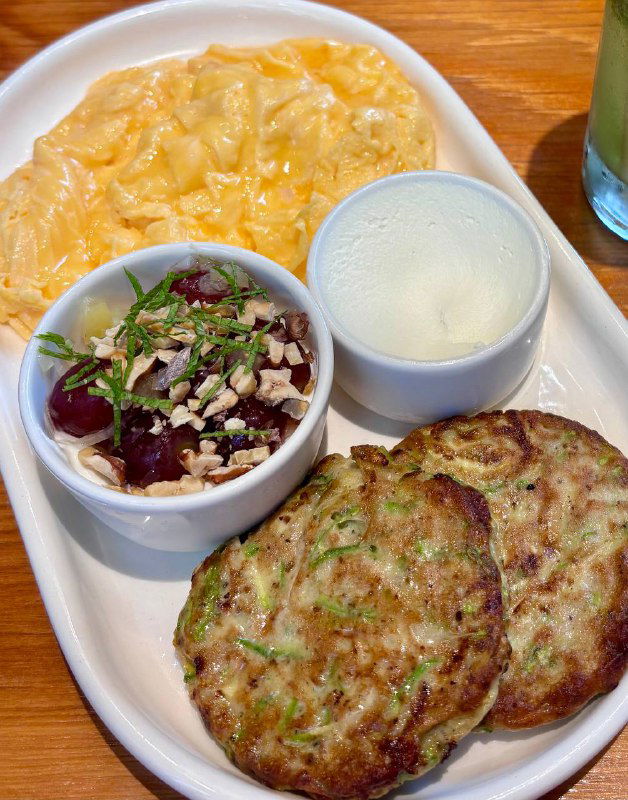 Начинаю обожать ближневосточные завтраки