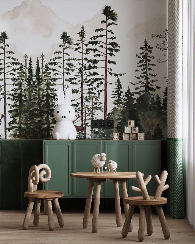 Детская зона с компактным деревянным столиком и стульчиками, низким зелёным шкафом-стеллажом, игрушками и мягкой игрушкой на полке.