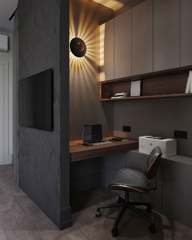 Вид на компактный кабинет с двумя рабочими местами за текстурной стеной, настенным светильником и организованным хранением — решение для совместного использования.