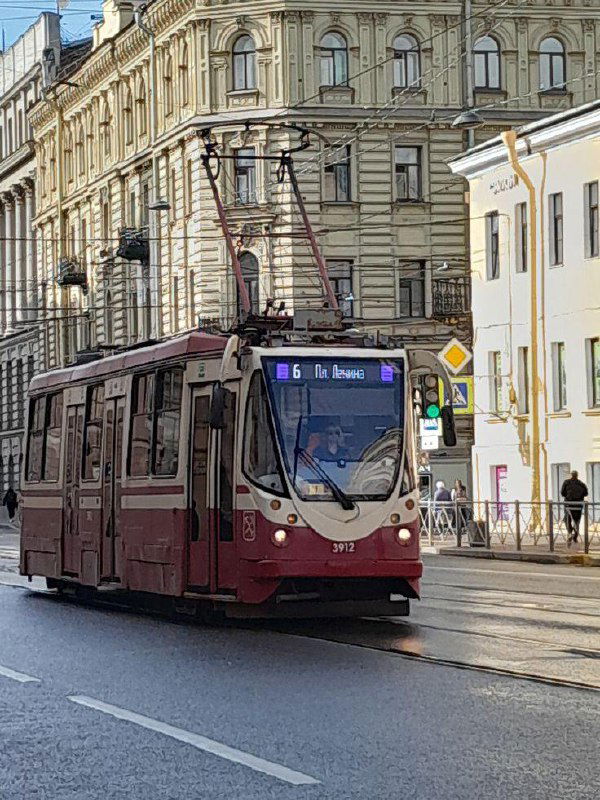 Идём кататься на трамвае