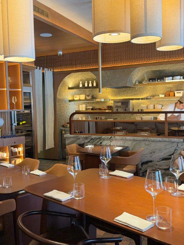 Идём на завтрак в азиатское бистро