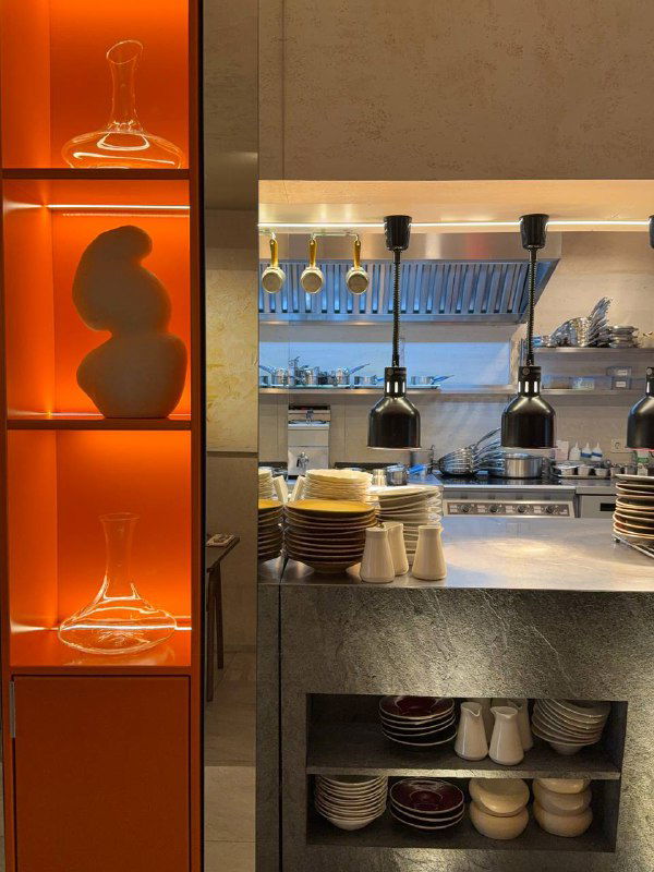 Идём завтракать в Teya