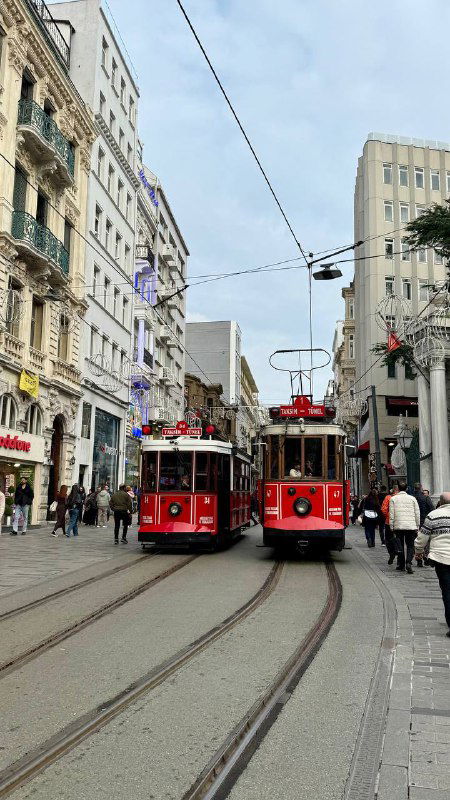 Куда свернуть с Истикляль в Стамбуле