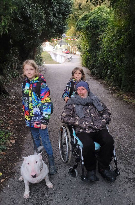 Когда отец впервые не смог выйти во двор