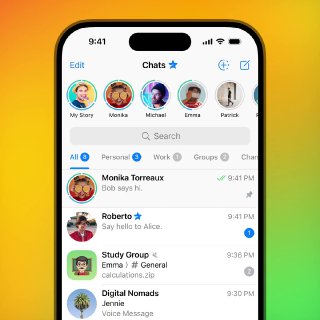 Скриншот экрана чатов Telegram: строка историй (stories) над списком чатов, видны иконки профилей и панель поиска сверху.