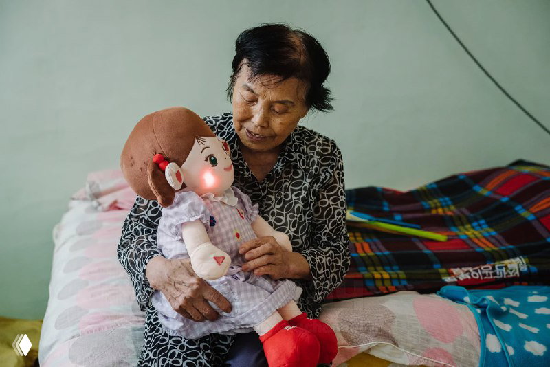 В Южной Корее роботы заменили внуков