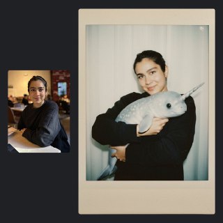 Полароидный портрет женщины, обнимающей нарвала-подобное вымышленное животное, мягкий свет и пленочная текстура снимка на тёмном фоне.