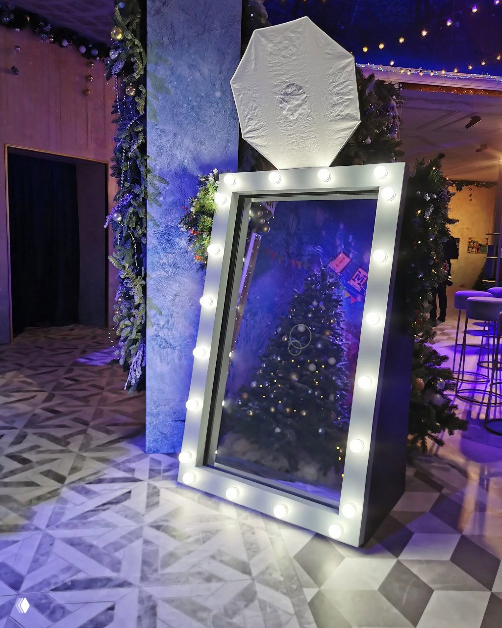 Аренда селфи зеркала для мероприятий