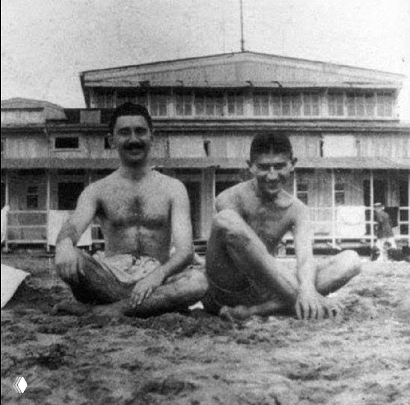 Франц Кафка: «Всё, в том числе и ложь…»