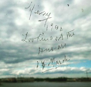 Ники 1902 — Смотрит на гусар (7 марта)