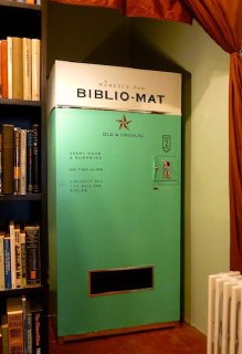 Biblio‑Mat — вендинговый автомат рандомных книг