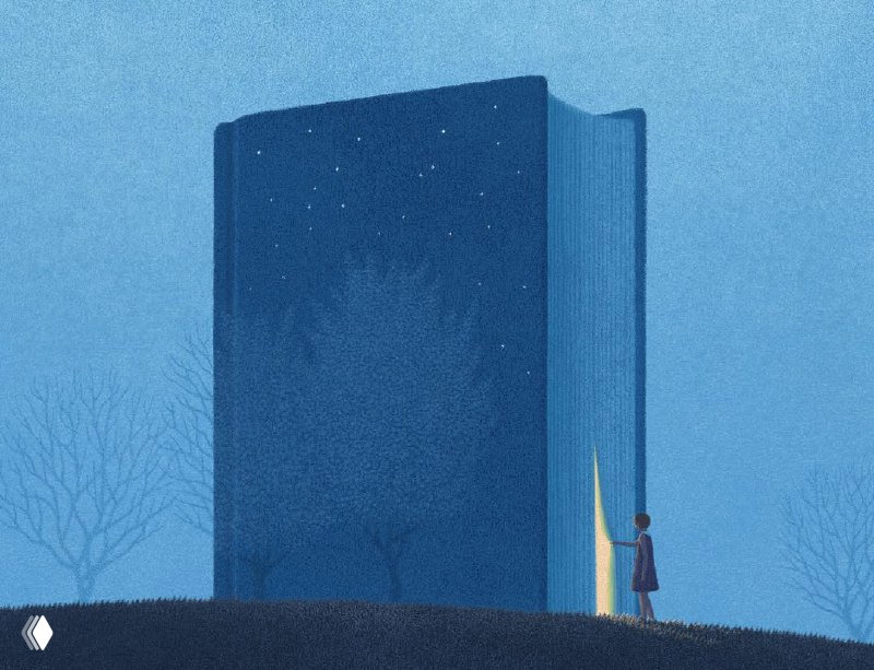 Иллюстрация: большой закрытый том на лужайке, вечером человек с маленькой свечой у переплёта — образ книги как двери в мир