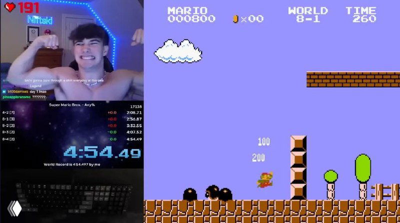 Марио спасает принцессу‑снежинку от усилий