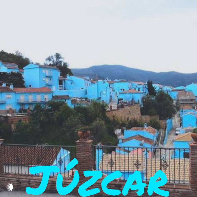 Голубая деревня Хускар — «город смурфиков»