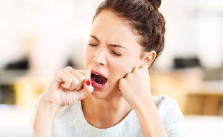 Клиент зевает на сессии