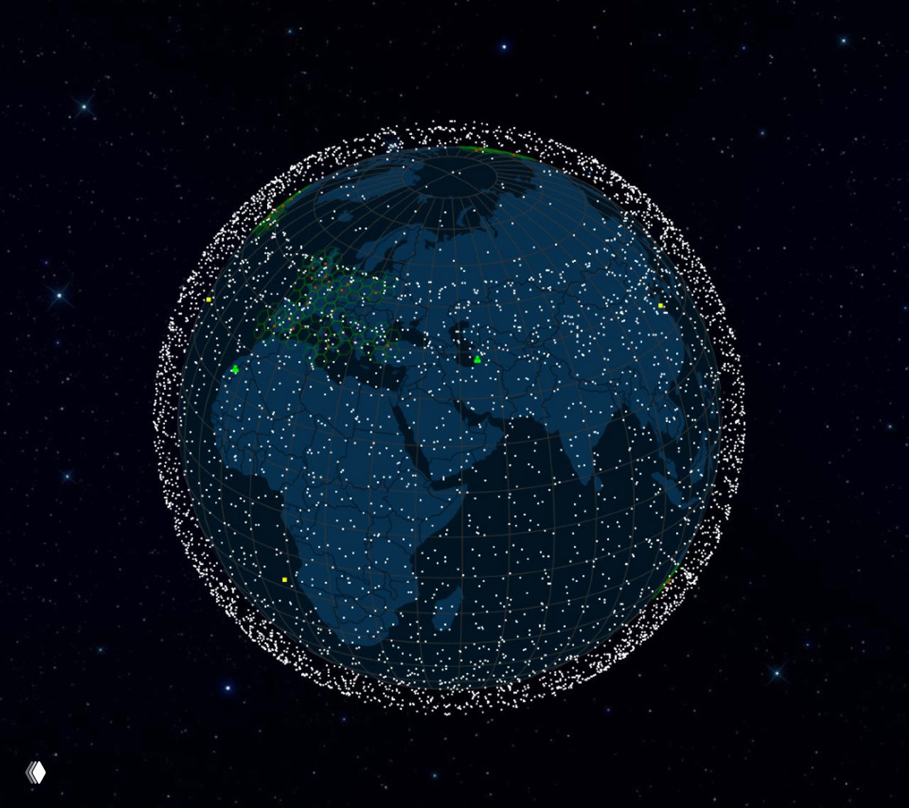 Глобус, окружённый плотным слоем белых точек — визуализация плотности объектов и космического мусора на разных орбитах вокруг Земли.