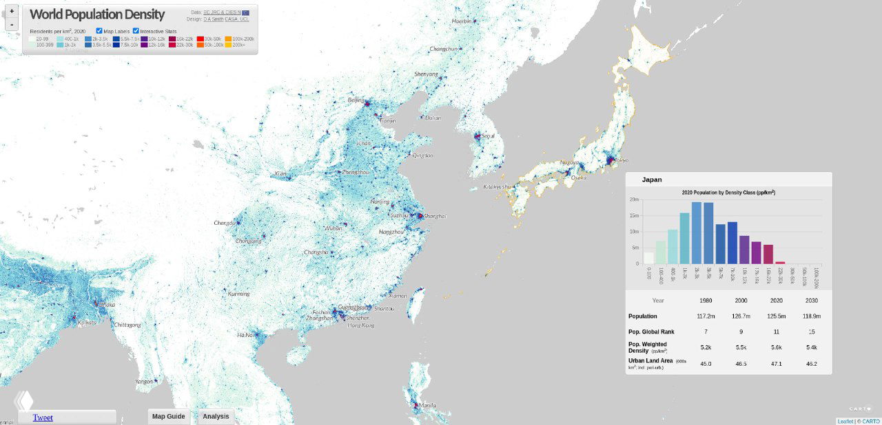 Вид Восточной Азии и Японии на интерактивной карте плотности населения (2020) с обозначением густонаселённых регионов и статистическими врезками