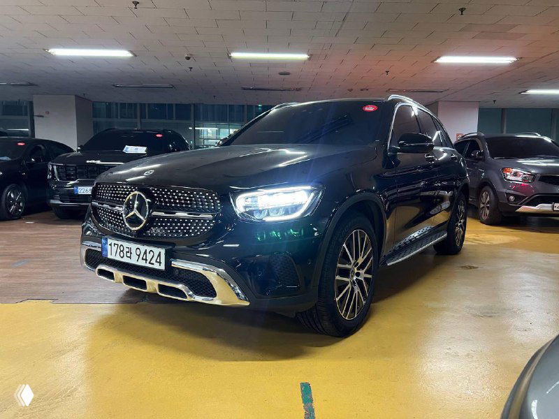 Подобрали лучший Mercedes GLC 220 D 4Matic
