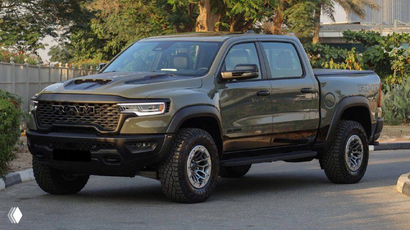DODGE RAM RHO 2025 — в пути, цвет Canyon Lake