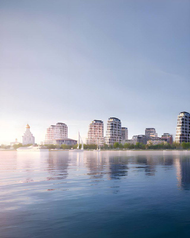 Шаблон с видом на набережную и жилые комплексы: фото на светлом фоне, отражение в воде и аккуратная типографика для заголовка.