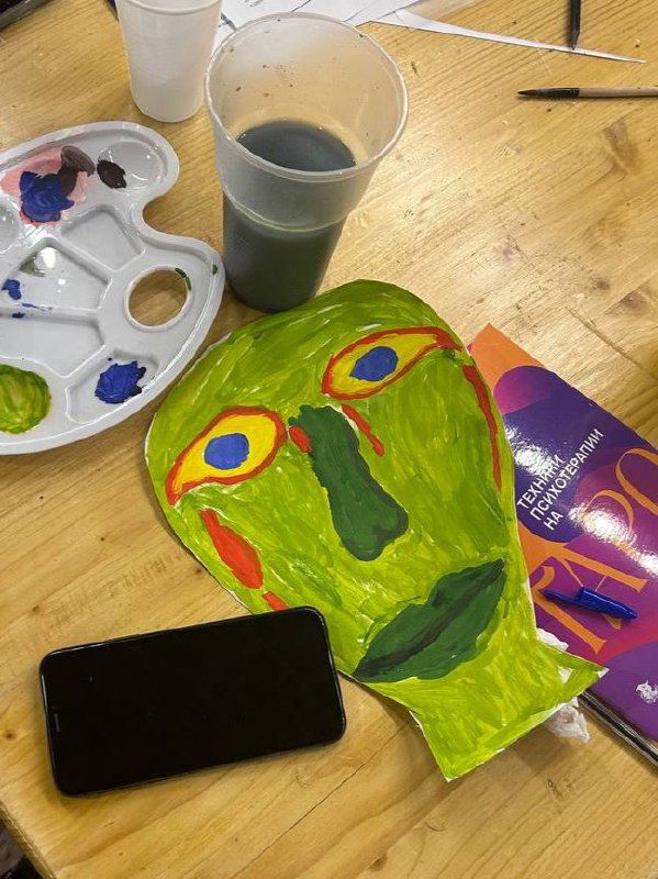 Ученики вовсю терапевтируют друг друга