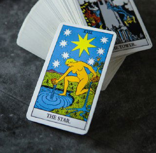 Подробный разбор символики аркана Звезда