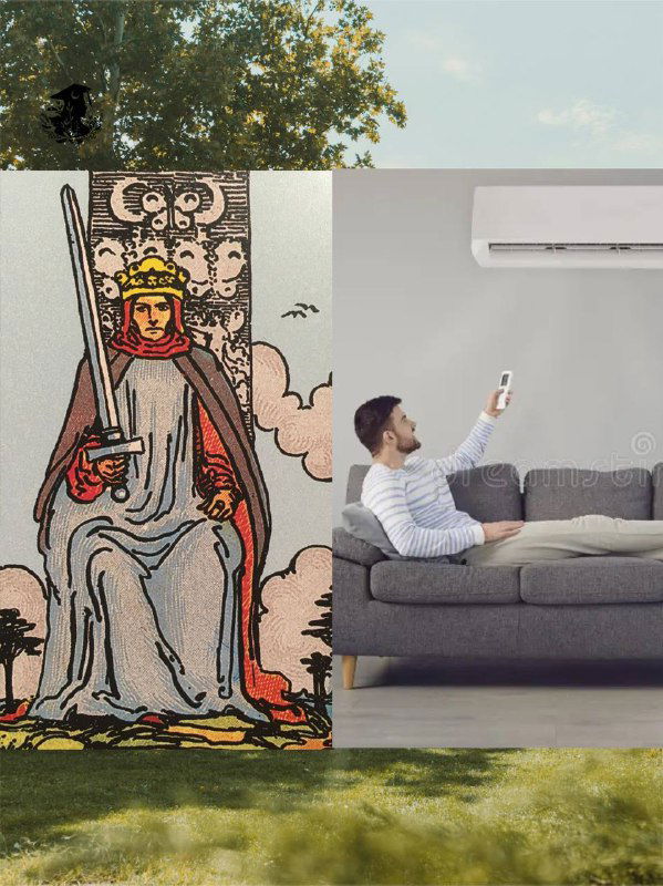 Коллаж: карта «Король Мечей» и фотография мужчины дома на диване с кондиционером, уединённо проводящего выходные в комфорте.