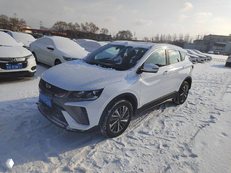 GEELY COOLRAY 2021 — 1.5л, 2WD, без окрасов